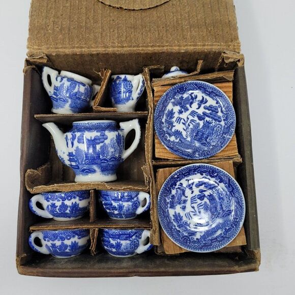 Vintage Blue Willow Porcelain Childrens Doll Tea‎ Party Set Japan Playset Gift - Picture 2 of 16